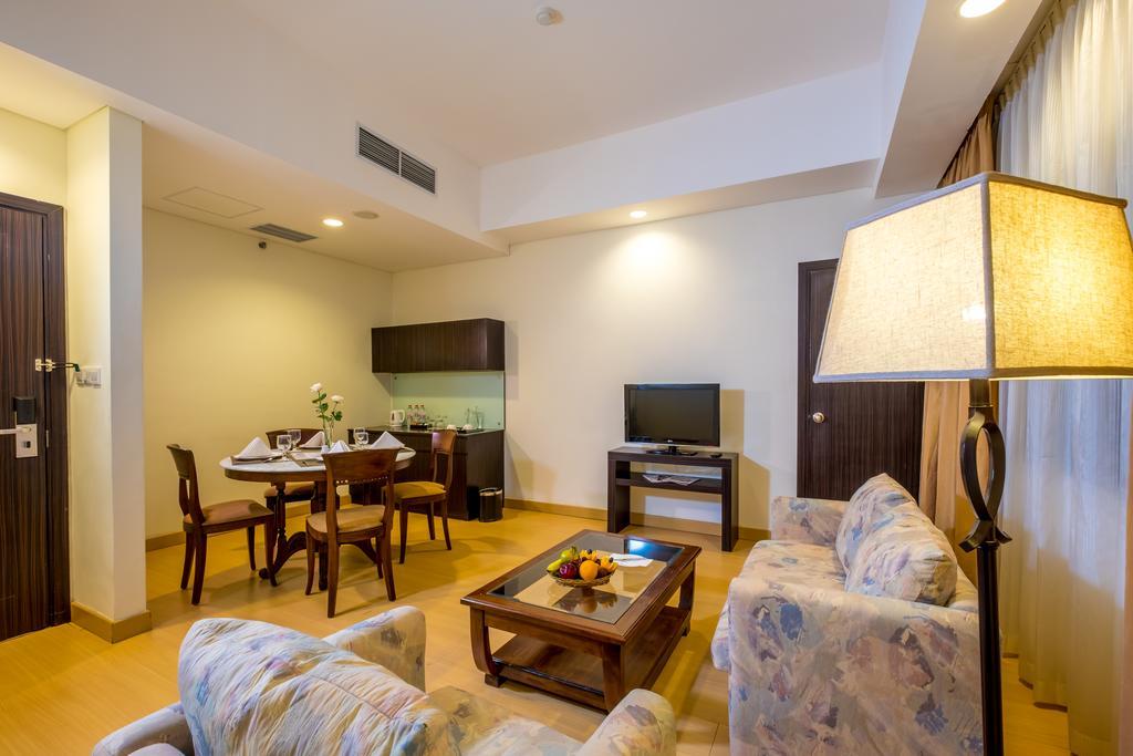 Sintesa Peninsula Hotel Παλεμπάνγκ Εξωτερικό φωτογραφία