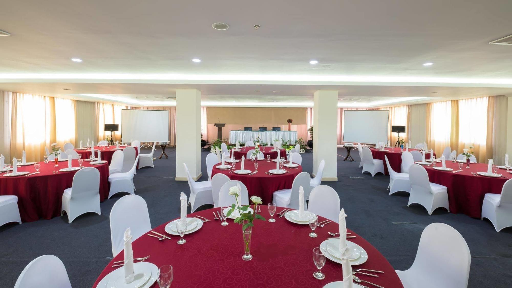 Sintesa Peninsula Hotel Παλεμπάνγκ Εξωτερικό φωτογραφία